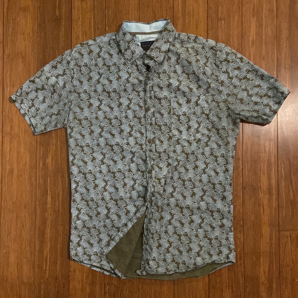 Day & Age floral button down casual shirt